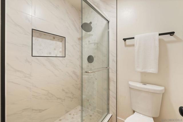 6221 BRYNWOOD COURT, San Diego CA: https://media.crmls.org/mediaz/1a05348c-7baa-4a95-b5df-7654906248e8.jpg