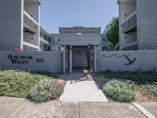 815 Balboa Avenue, Capitola CA: https://media.crmls.org/mediaz/1a05624f-5187-4e81-9423-8db66bfe2baa.jpg