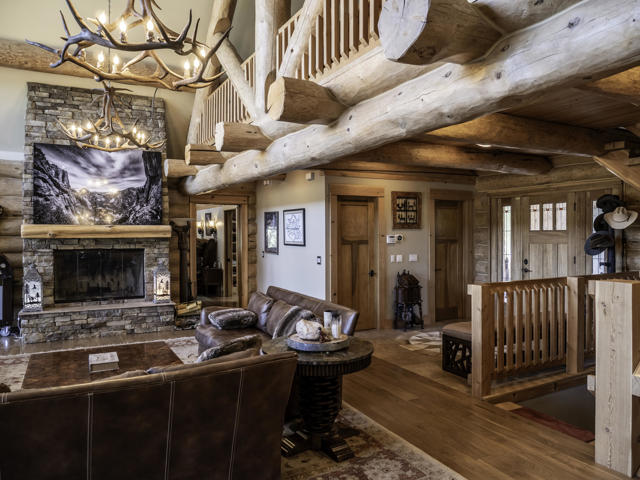 61072 Devils Ladder Road, Mountain Center CA: https://media.crmls.org/mediaz/1a056c47-3beb-4640-8665-99394fe0eb19.jpg