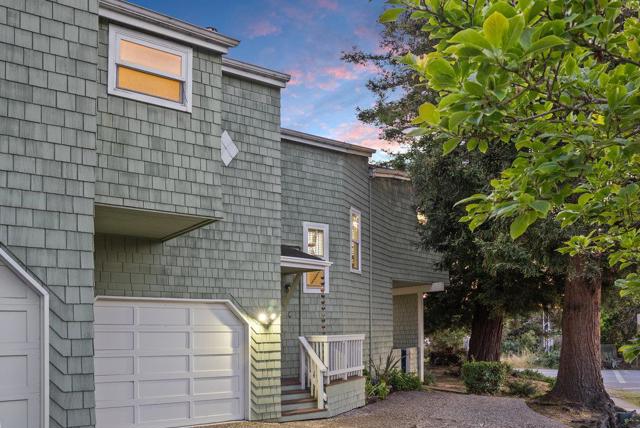 399 Sea Ridge Road, Seacliff CA: https://media.crmls.org/mediaz/1a05d8e3-f8e9-473f-9518-5db52b8df85f.jpg