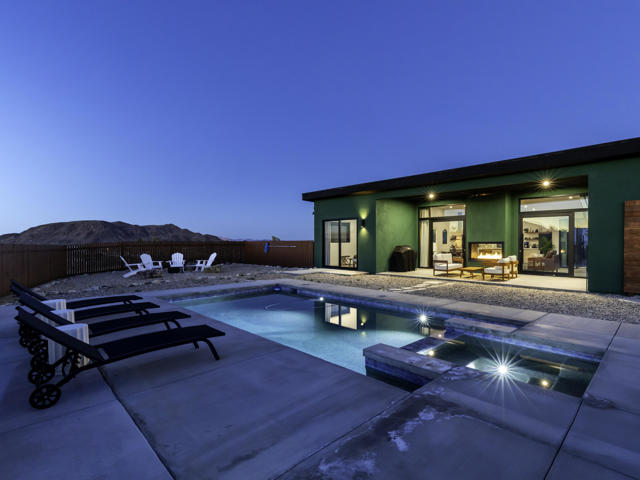 59130 Reche Road, Landers CA: https://media.crmls.org/mediaz/1a077ac3-2d71-4f4f-938e-7a4713bc9d76.jpg