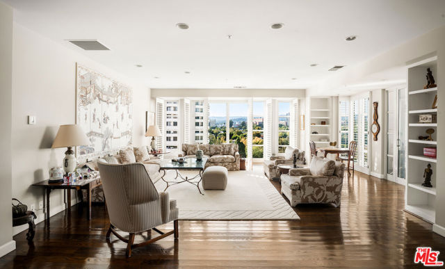 10580 Wilshire Boulevard, Los Angeles CA: https://media.crmls.org/mediaz/1a07a536-f878-4b33-aff6-3021be797ec8.jpg