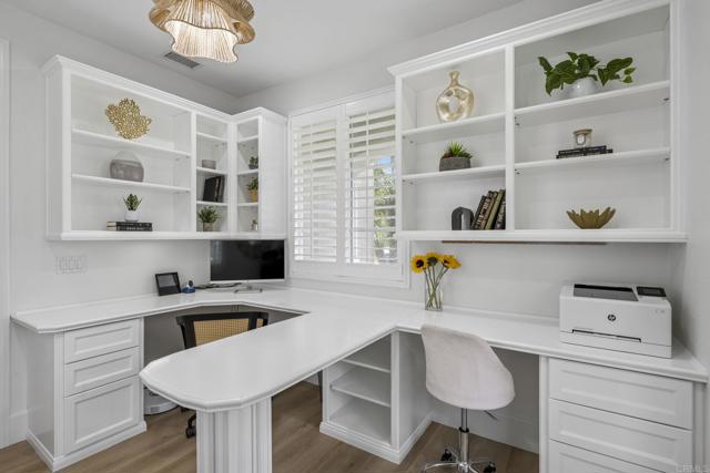 Detail Gallery Image 20 of 47 For 613 Saltgrass Ave, Carlsbad,  CA 92011 - 3 Beds | 2/1 Baths