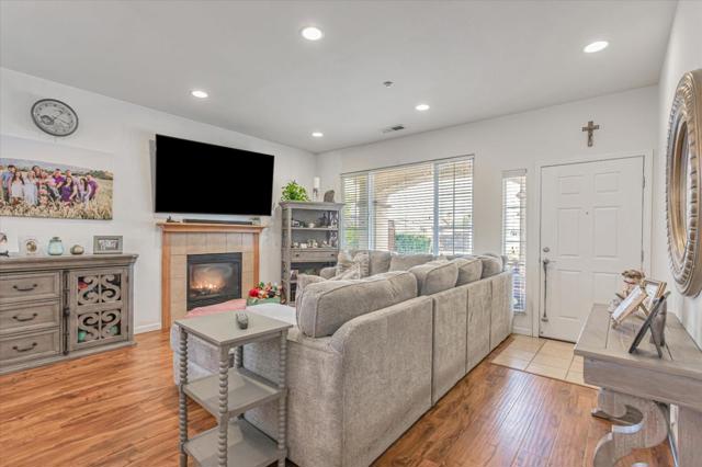Image 10 of 51 For 1315 Cypress Court