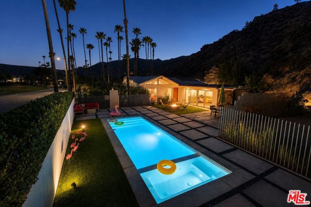 2499 S Palm Canyon Drive, Palm Springs, CA 92264