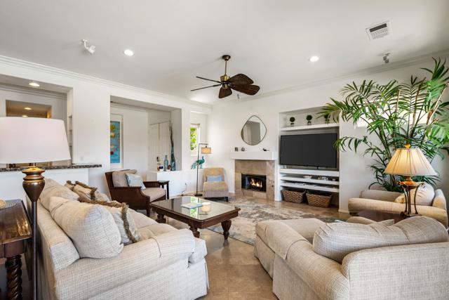 54580 Tanglewood, La Quinta CA: https://media.crmls.org/mediaz/1a0919d1-456d-4e76-925c-6ef19a2b9b4c.jpg