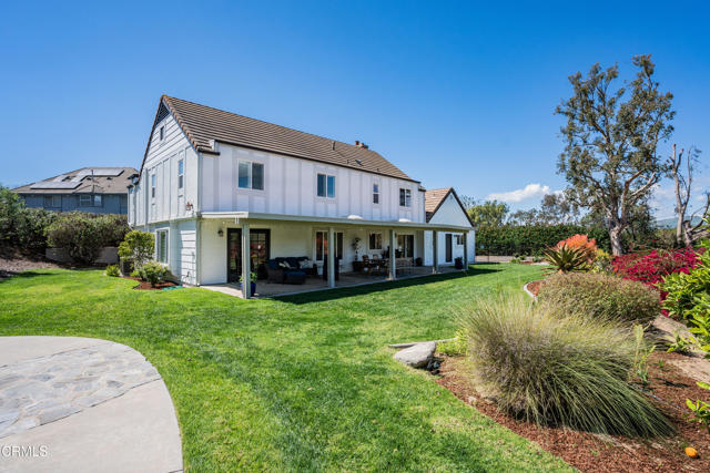 6065 Cielo Vista Court, Camarillo CA: https://media.crmls.org/mediaz/1a09bd0a-b597-4fdf-a1f2-cf6f224bd7e9.jpg