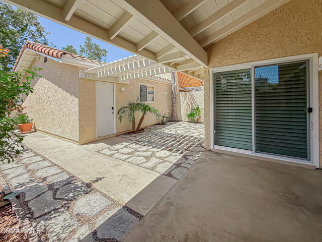 2829 Shoreview Circle, Westlake Village CA: https://media.crmls.org/mediaz/1a09d663-d324-4a87-9b96-b2ea5333f278.jpg