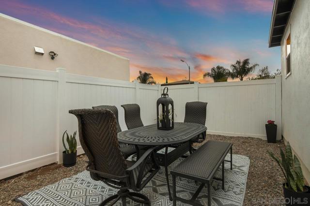 3195 Juniper St, San Diego CA: https://media.crmls.org/mediaz/1a0a0c06-4dd3-4756-b061-7179f56b0397.jpg