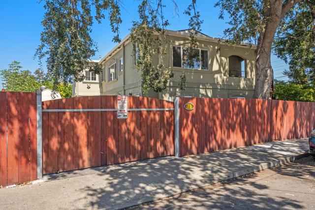 197 Nottingham Avenue, Redwood City CA: https://media.crmls.org/mediaz/1a0aabbd-edce-4edf-bc2f-5b310b76444c.jpg