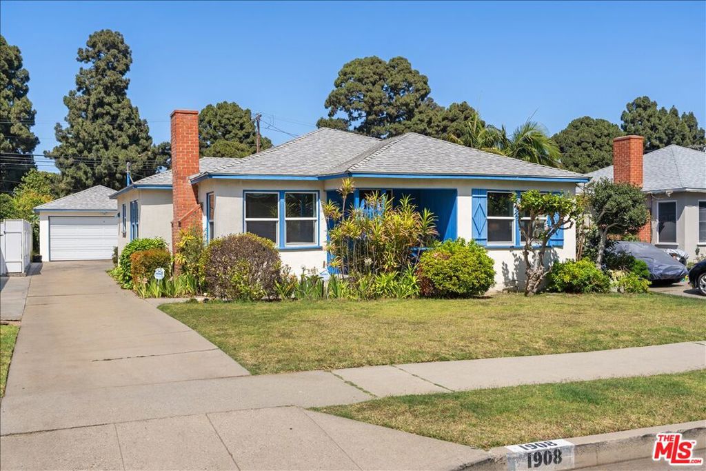 1908 Armacost Avenue