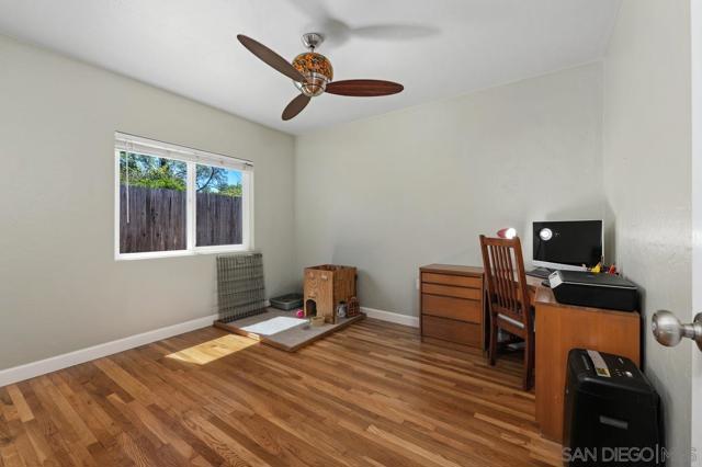 4744 Resmar Rd, La Mesa CA: https://media.crmls.org/mediaz/1a0c7aac-526f-493d-bdab-5a8d14c7c824.jpg