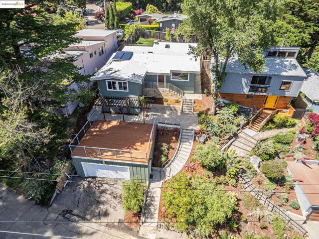 6815 Paso Robles Dr, Oakland CA: https://media.crmls.org/mediaz/1a0e6d09-7287-4b04-9bc3-26ae90a827f2.jpg