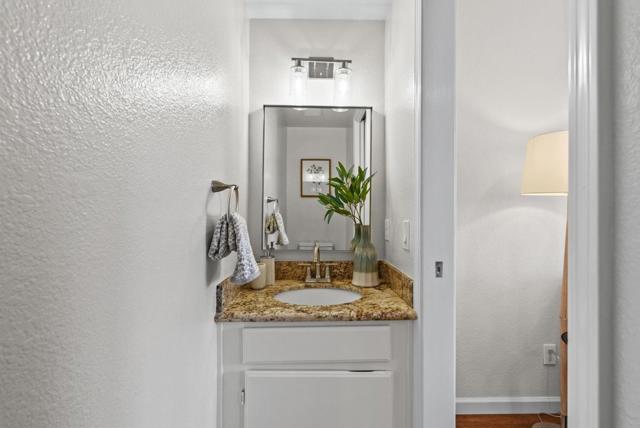 1806 Park Vista Circle, Santa Clara CA: https://media.crmls.org/mediaz/1a0e9be8-4cf3-40f0-98cf-0639a5d837cd.jpg