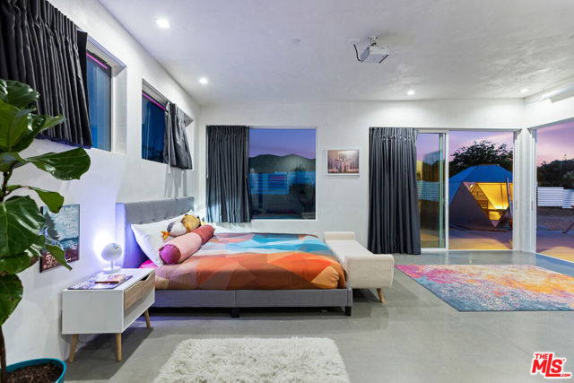 5215 Pioneertown Road, Pioneertown CA: https://media.crmls.org/mediaz/1a0f161b-8a73-4af9-882c-ebb1ed882168.jpg