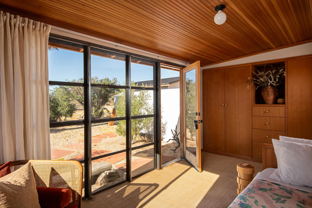 MLS #219139431DA image #16