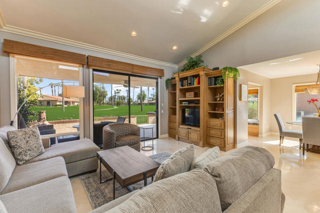 Image 9 of 61 For 26 Majorca Drive