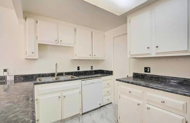 7959 La Riviera Drive, Sacramento CA: https://media.crmls.org/mediaz/1a113004-2a8b-4d02-ad6a-254503562cc6.jpg