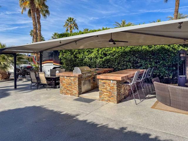 80394 Ave 48, Indio CA: https://media.crmls.org/mediaz/1a12e336-6a64-4a77-8953-ed09a4b4ab8a.jpg