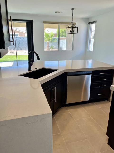 82602 Tivoli, Indio CA: https://media.crmls.org/mediaz/1a1478dc-4391-411e-ac2e-1a9e12bad3a7.jpg