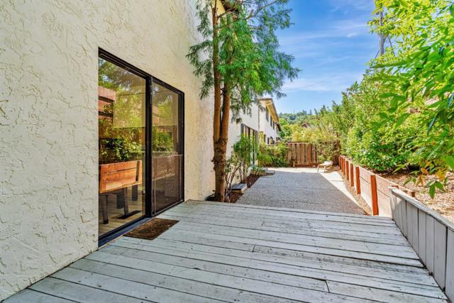 764 Bain Place, Redwood City CA: https://media.crmls.org/mediaz/1a15cb5e-7e12-405f-b0ec-8e178992591e.jpg