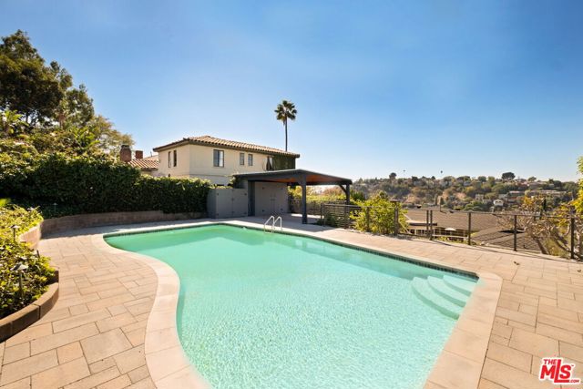 2470 Micheltorena Street photo 33