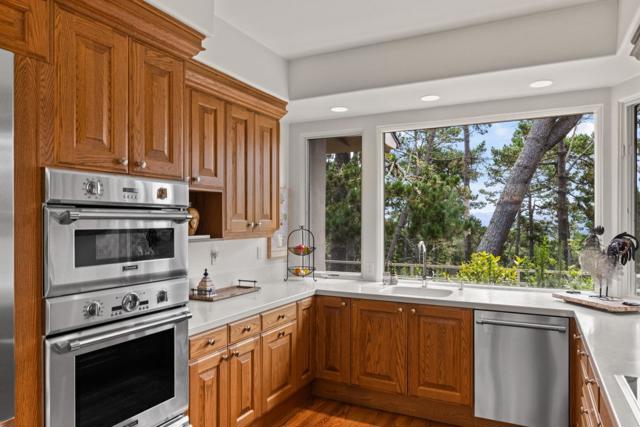 4043 Costado Road, Pebble Beach CA: https://media.crmls.org/mediaz/1a15f6f5-1af2-4db3-82ae-6ecbfb062012.jpg
