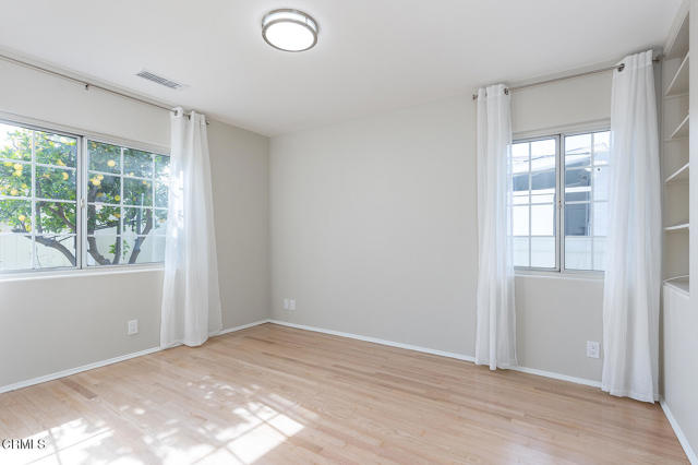 Detail Gallery Image 16 of 30 For 608 Pioneer Dr, Glendale,  CA 91203 - 3 Beds | 2 Baths