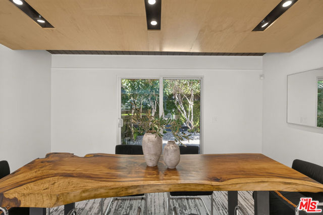 2538 Hutton Drive photo 23