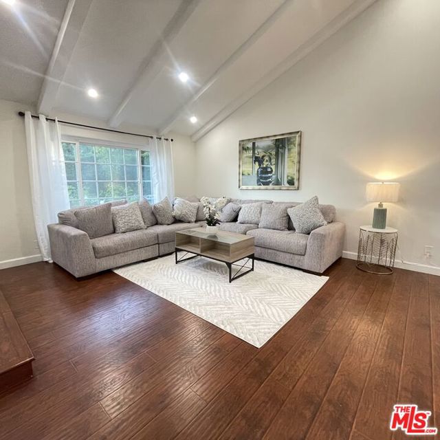 11158 Newcastle Avenue photo 3