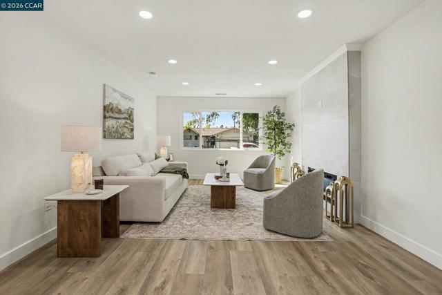 Image 6 of 29 For 2579 Montgomery Ave