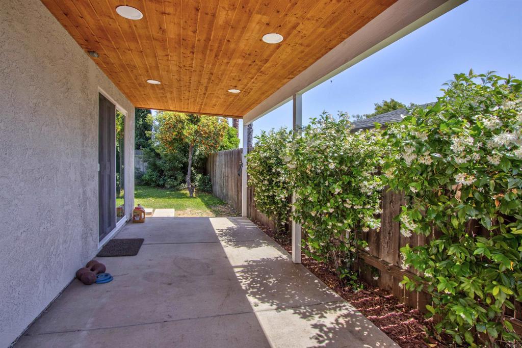 1279 Siggson Ave - photo 17