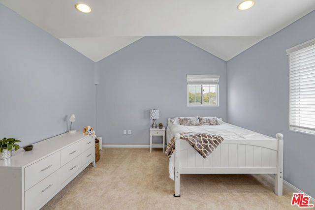 10943 Barman Avenue, Culver City CA: https://media.crmls.org/mediaz/1a18c74a-970a-417d-ae2f-28d2dcdcb188.jpg