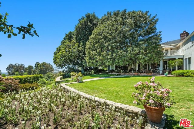 11080 Chalon Road, Los Angeles CA: https://media.crmls.org/mediaz/1a18dce5-c436-432a-a24b-326c6d5c1e05.jpg