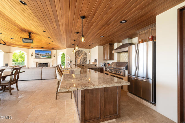 20 Via Terrasol, Camarillo CA: https://media.crmls.org/mediaz/1a190f2e-3f62-4555-bd1c-6303eb06ebdd.jpg