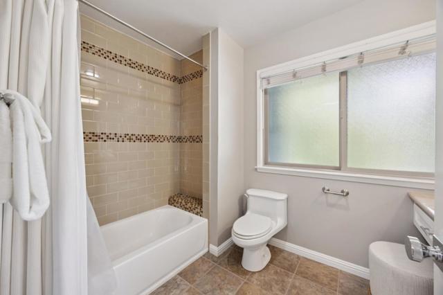 307 Carlos Avenue, Redwood City CA: https://media.crmls.org/mediaz/1a1aefbf-bab9-4c5f-96c8-661fe07b07d4.jpg