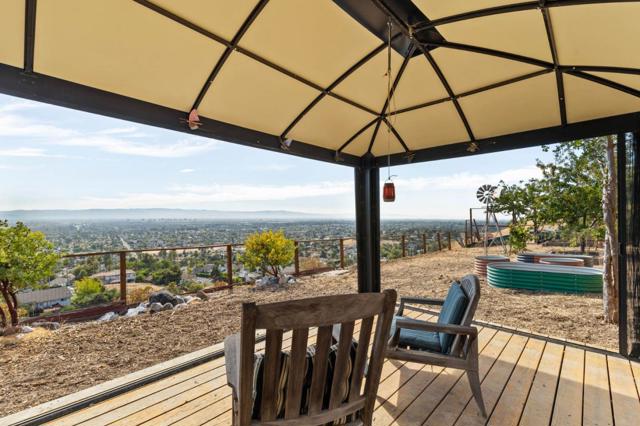 14990 Garcal Drive, San Jose CA: https://media.crmls.org/mediaz/1a1baba4-cf87-4495-8463-1f7372e8e413.jpg