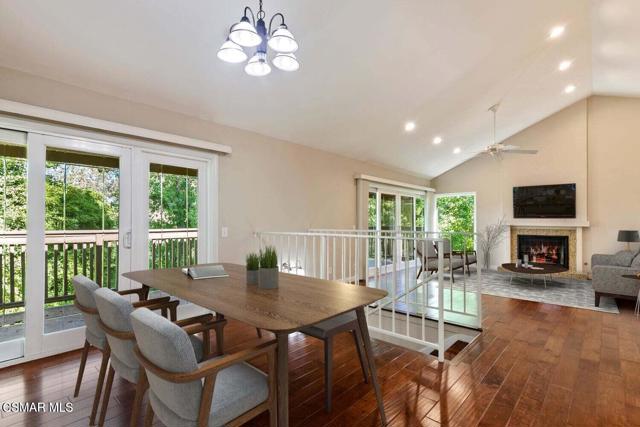 12 Sparrowhawk Lane, Oak Park CA: https://media.crmls.org/mediaz/1a1bac42-cc05-47f6-aae7-b4570234dadc.jpg