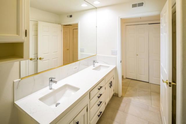 1542 E Alluvial Avenue, Fresno CA: https://media.crmls.org/mediaz/1a1d4746-c281-4ac3-9985-e52ec80e1696.jpg