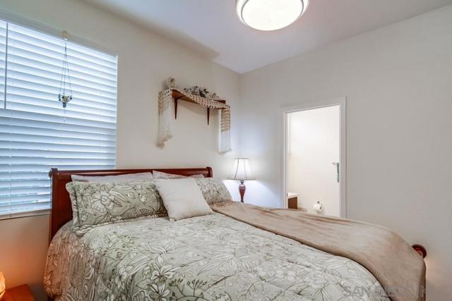 2092 Tango Loop, Chula Vista CA: https://media.crmls.org/mediaz/1a1defff-1d85-4b58-8d1e-cf5312b08bd9.jpg