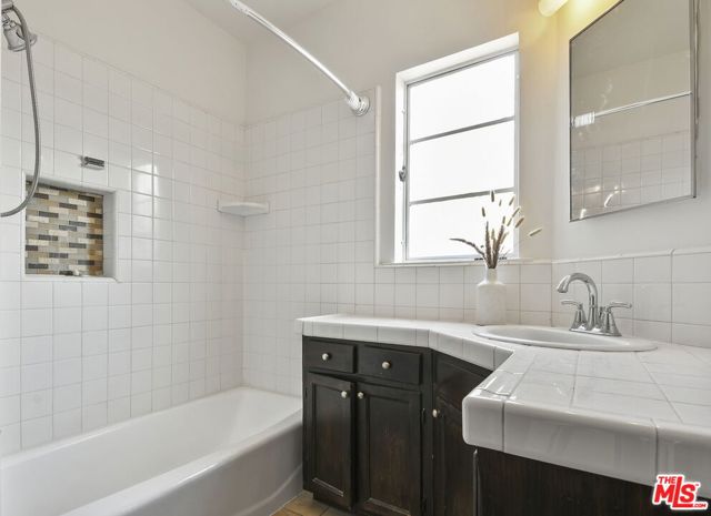 5648 Riverton Avenue, North Hollywood CA: https://media.crmls.org/mediaz/1a203c06-1417-4273-8386-06a0fd16fecd.jpg