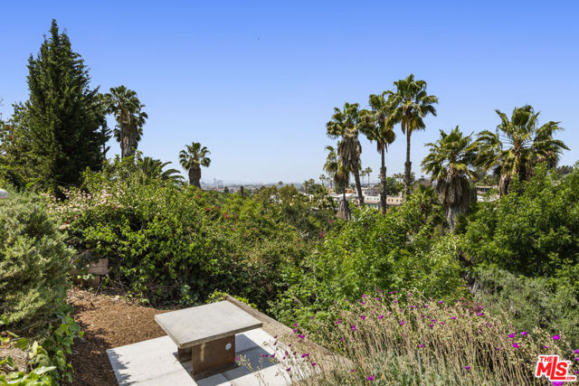 931 Micheltorena Street, Los Angeles CA: https://media.crmls.org/mediaz/1a208f85-ceb5-4551-b70c-f223f8e6291c.jpg
