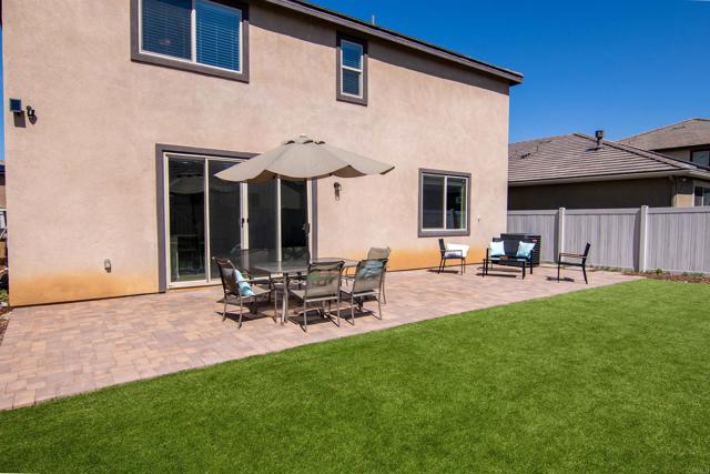 27924 Barley Court, Valley Center CA: https://media.crmls.org/mediaz/1a209fe2-ecff-4a19-b4ce-7b36ea5bc133.jpg