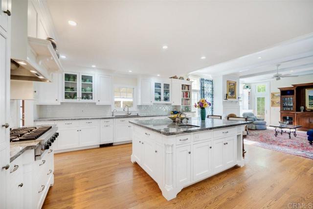 16635 Highland Valley Rd, Ramona CA: https://media.crmls.org/mediaz/1a2234ad-bd32-45b4-bf82-bcc8334786a1.jpg