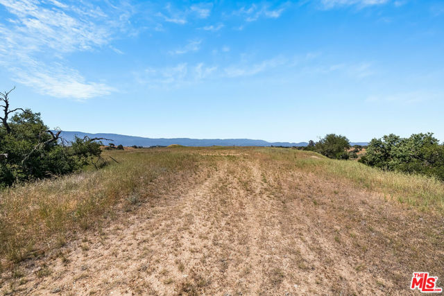 3333 & 3349 Long Valley Road, Santa Ynez CA: https://media.crmls.org/mediaz/1a229a79-081f-4049-b87f-c5a195da22ca.jpg