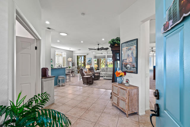80474 Muirfield Drive, Indio CA: https://media.crmls.org/mediaz/1a24bc16-7af0-408c-9387-28e6608ed0ec.jpg