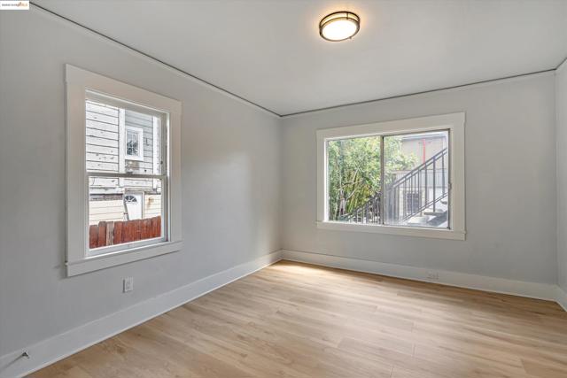 865 40th, Oakland CA: https://media.crmls.org/mediaz/1a24d0c3-a6f4-4620-b973-0227b37f95e7.jpg