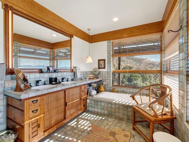 Detail Gallery Image 19 of 70 For 17350 Deer Meadows Rd, Boonville,  CA 95415 - 3 Beds | 2 Baths
