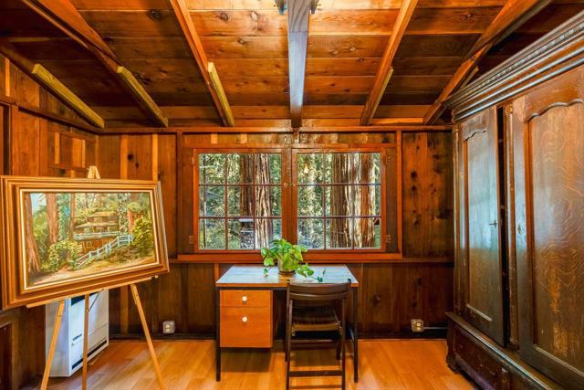 2001 Cathedral Drive, Aptos CA: https://media.crmls.org/mediaz/1a27d9f7-a0ea-4959-a2f3-1db58f18bb84.jpg