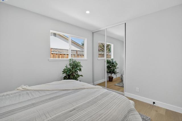 4217 Waycross Ct, Pleasanton CA: https://media.crmls.org/mediaz/1a27f5d6-bda7-48fc-b56e-76adf7f36ee4.jpg